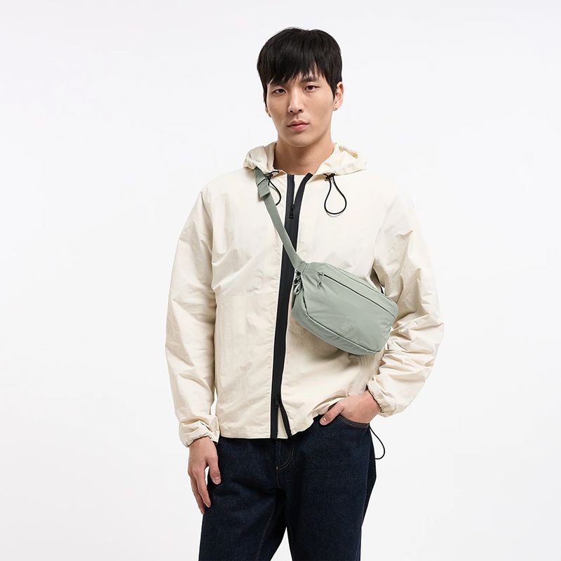 Adapt Sling Bag